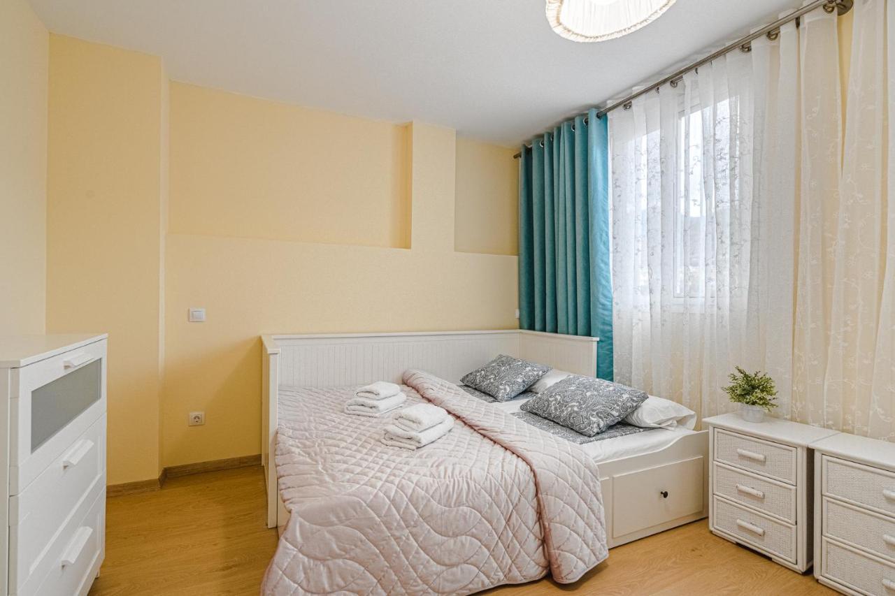 Red Large Family Apartment, Three Floors, 10 Guests Costa Adeje  Extérieur photo